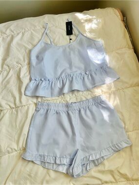VeroModa lightweight set in Light Blue with Frill detail size L